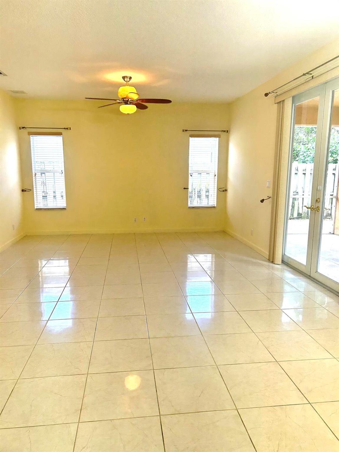 PRAIRIE KEY - Residential Lease