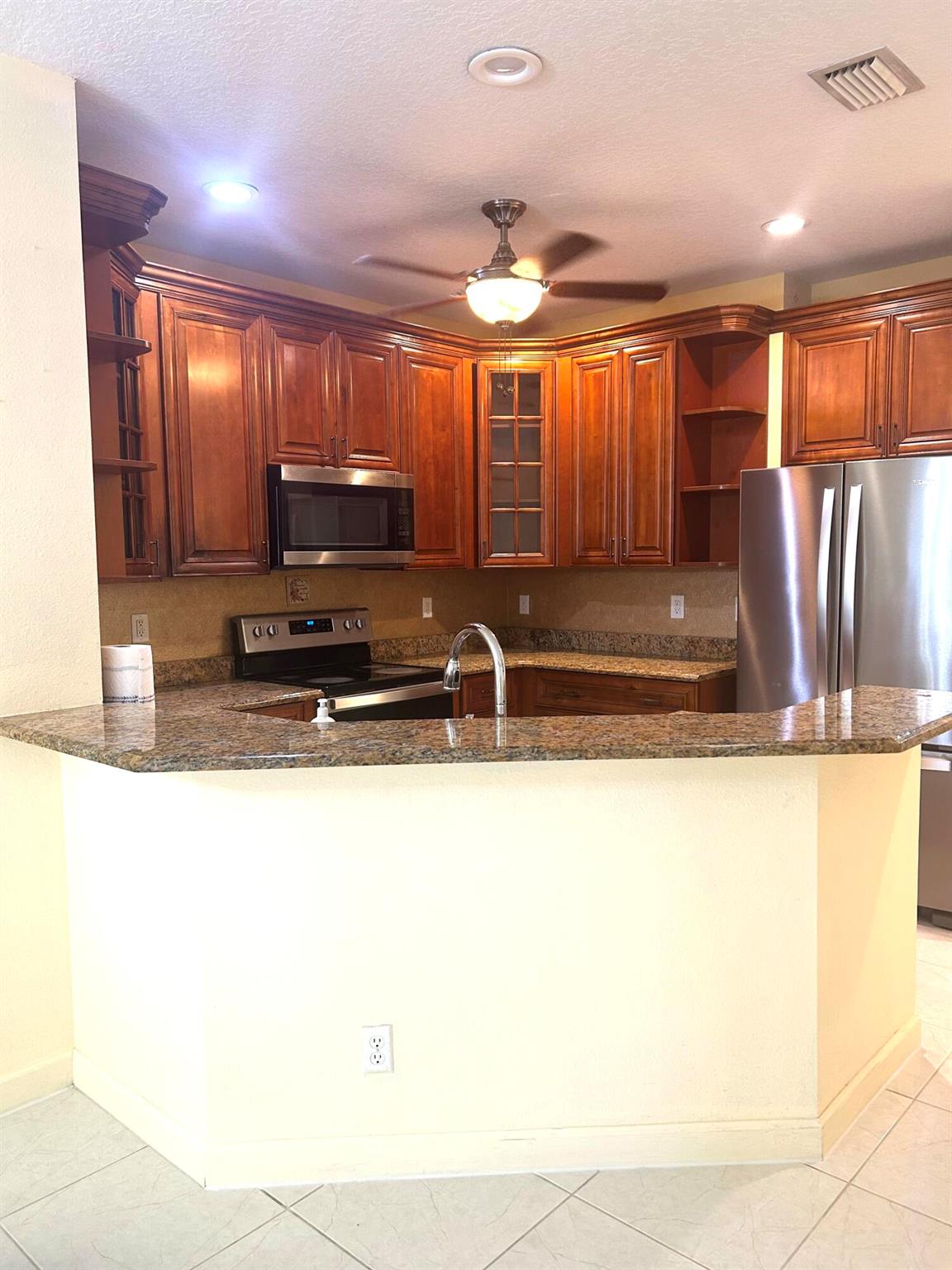 PRAIRIE KEY - Residential Lease