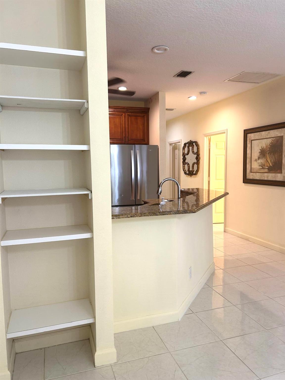 PRAIRIE KEY - Residential Lease