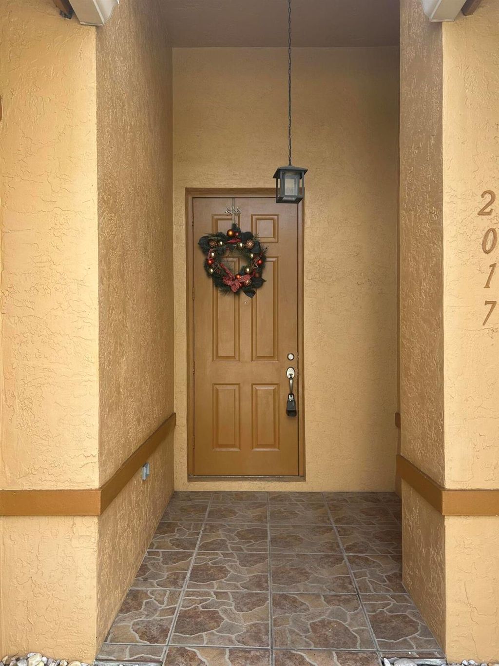 Photo of 2017 Prairie Key Road, Palm Springs, FL 33461 (MLS # R11147098)