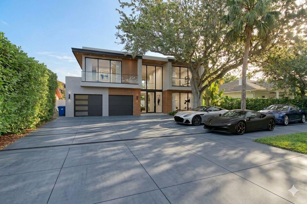 RIO VISTA ISLES - Residential