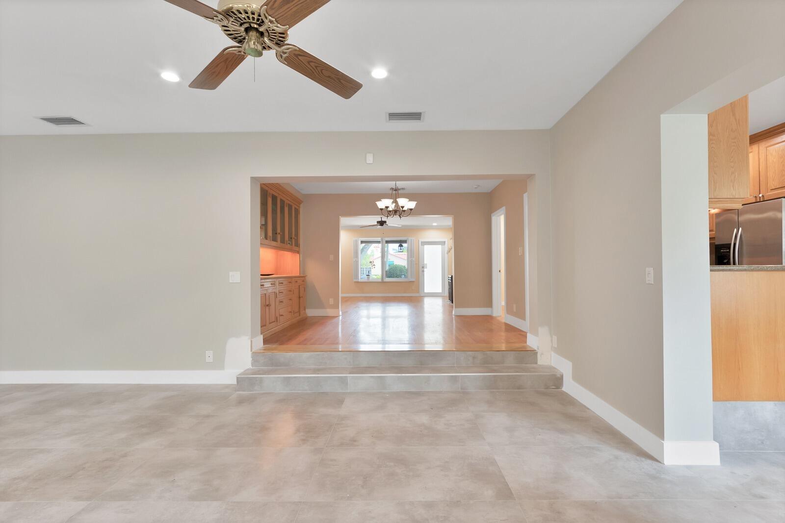 RIO VISTA ISLES - Residential