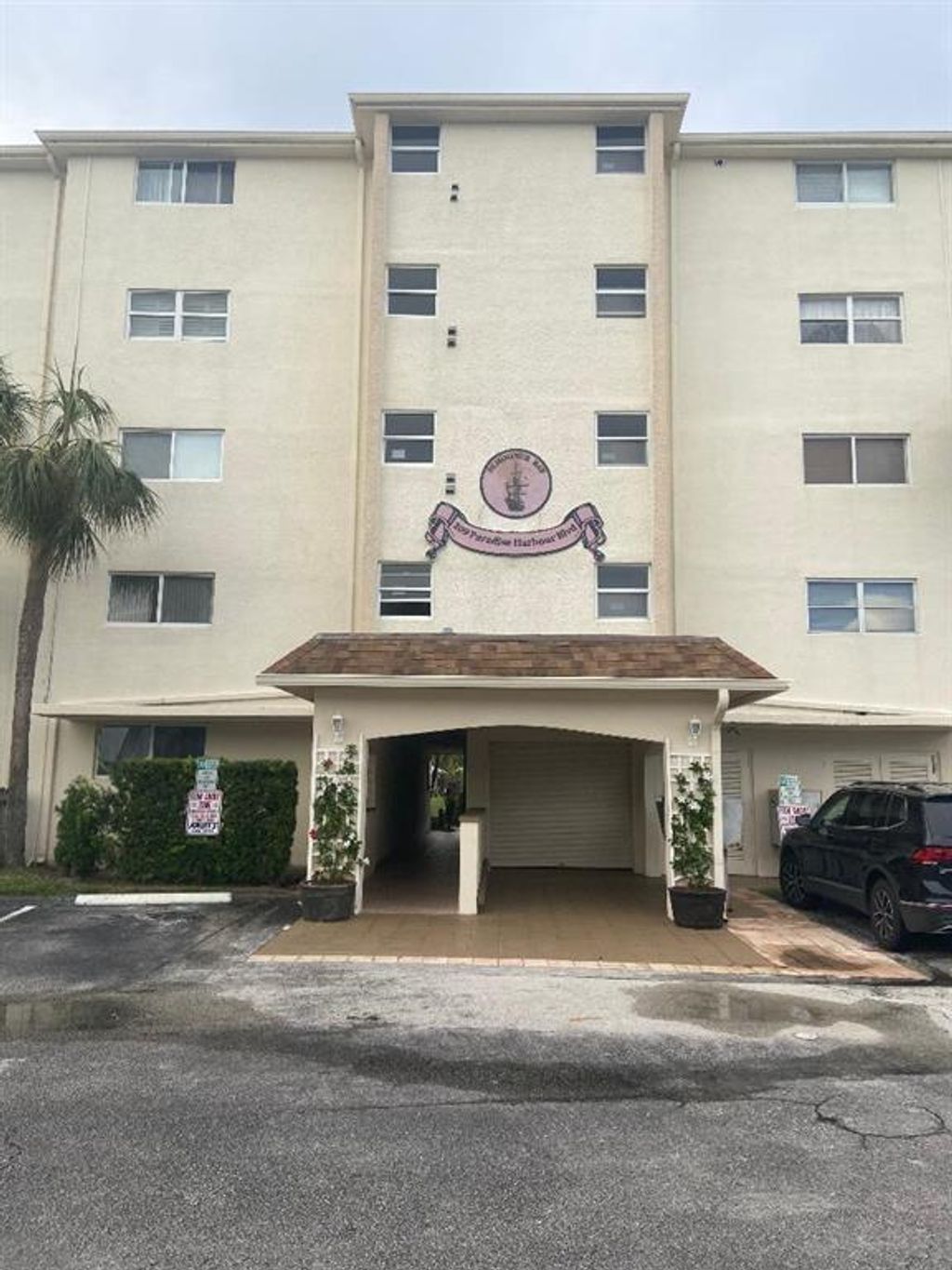 Photo of 109 Paradise Harbour Boulevard #412, North Palm Beach, FL 33408 (MLS # R10737969)