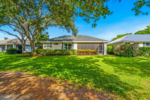 Tiny photo for 687 HAMPTON WOODS Lane SW, Vero Beach, FL 32962 (MLS # B26052543)