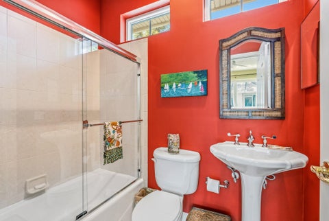 Tiny photo for 687 HAMPTON WOODS Lane SW, Vero Beach, FL 32962 (MLS # B26052543)