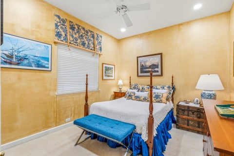 Tiny photo for 687 HAMPTON WOODS Lane SW, Vero Beach, FL 32962 (MLS # B26052543)