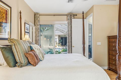 Tiny photo for 687 HAMPTON WOODS Lane SW, Vero Beach, FL 32962 (MLS # B26052543)