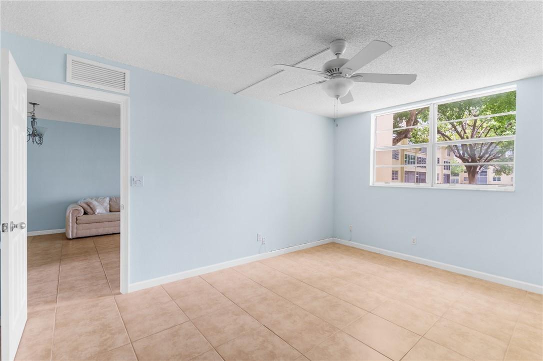 Bermuda Club - Residential