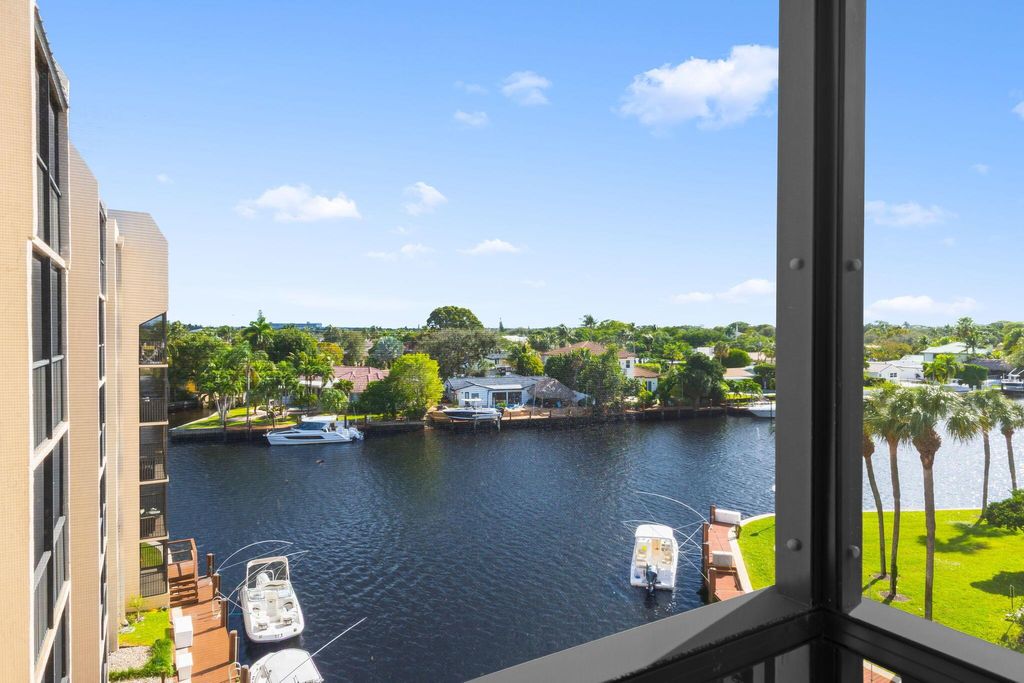 Photo of 15 Royal Palm Way #505, Boca Raton, FL 33432 (MLS # R11145517)