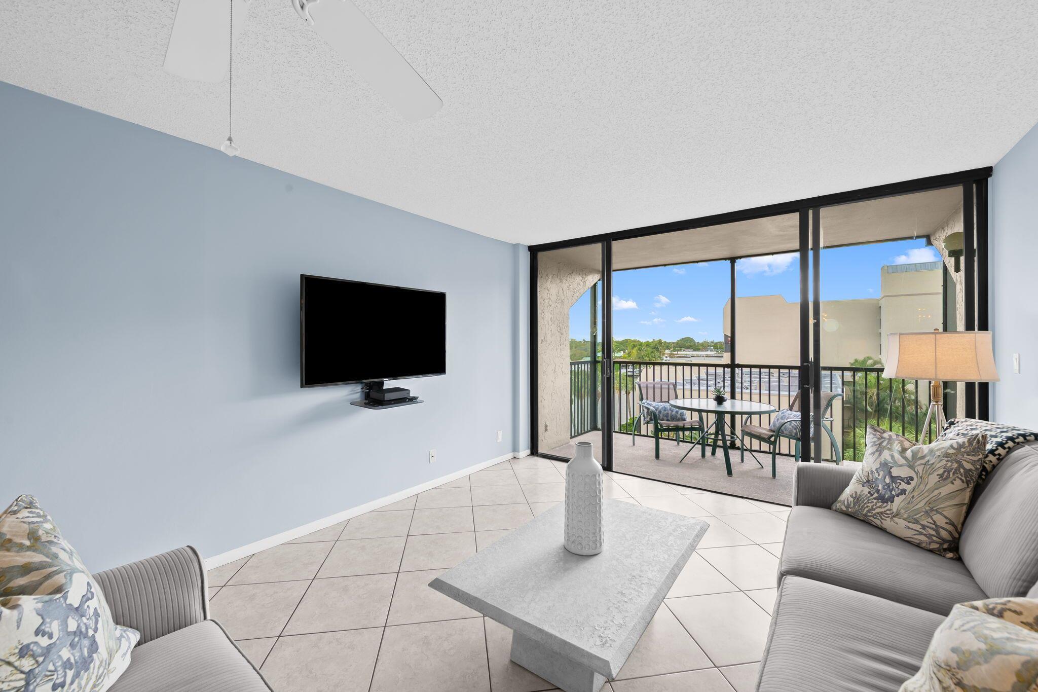 BOCA BAYOU - Residential