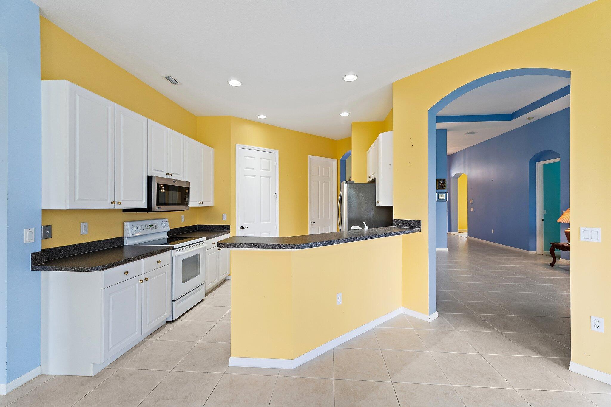 LAKE FOREST AT ST LUCIE WEST PHASE 3 - Residential