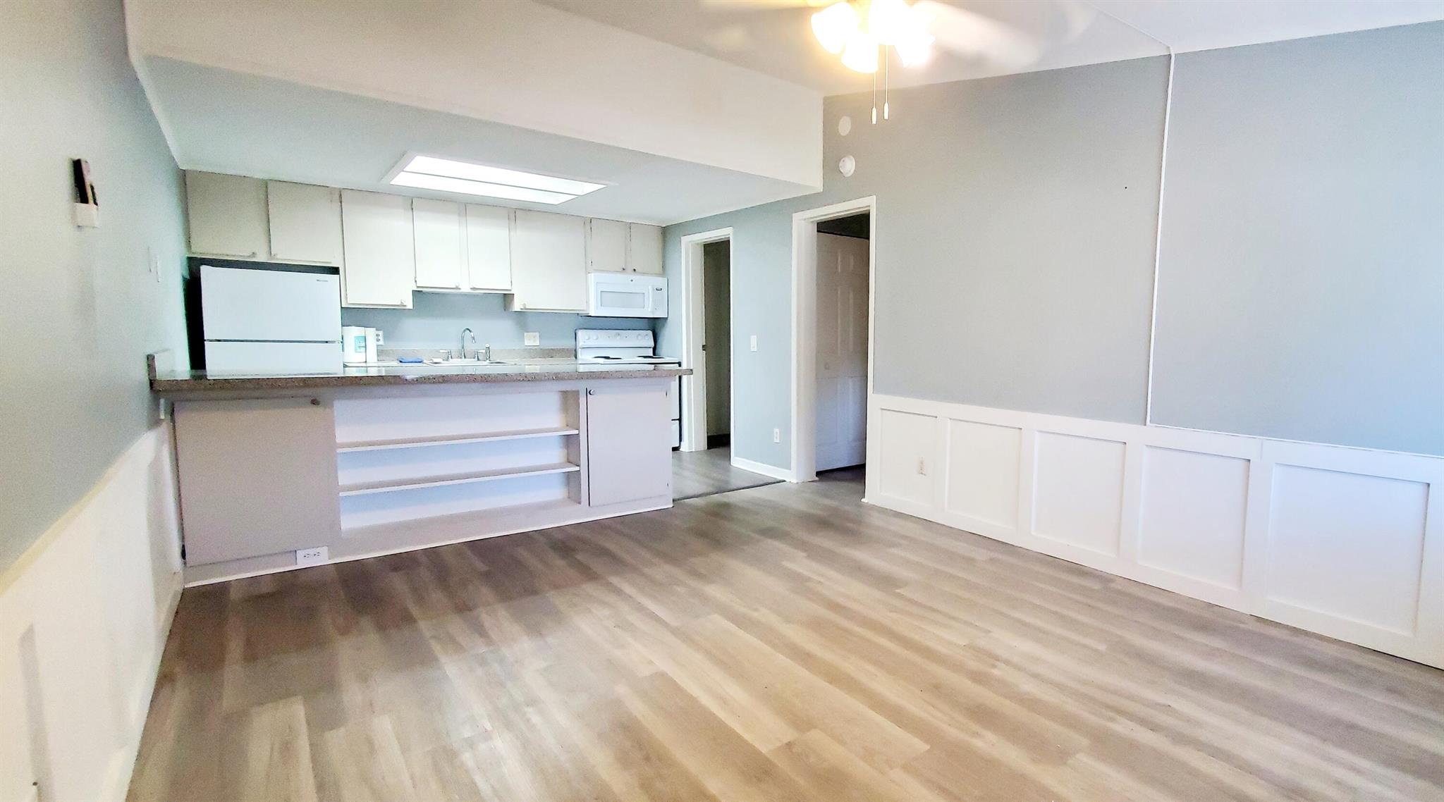 VILLAS AT INDIAN RIVER - Residential Lease