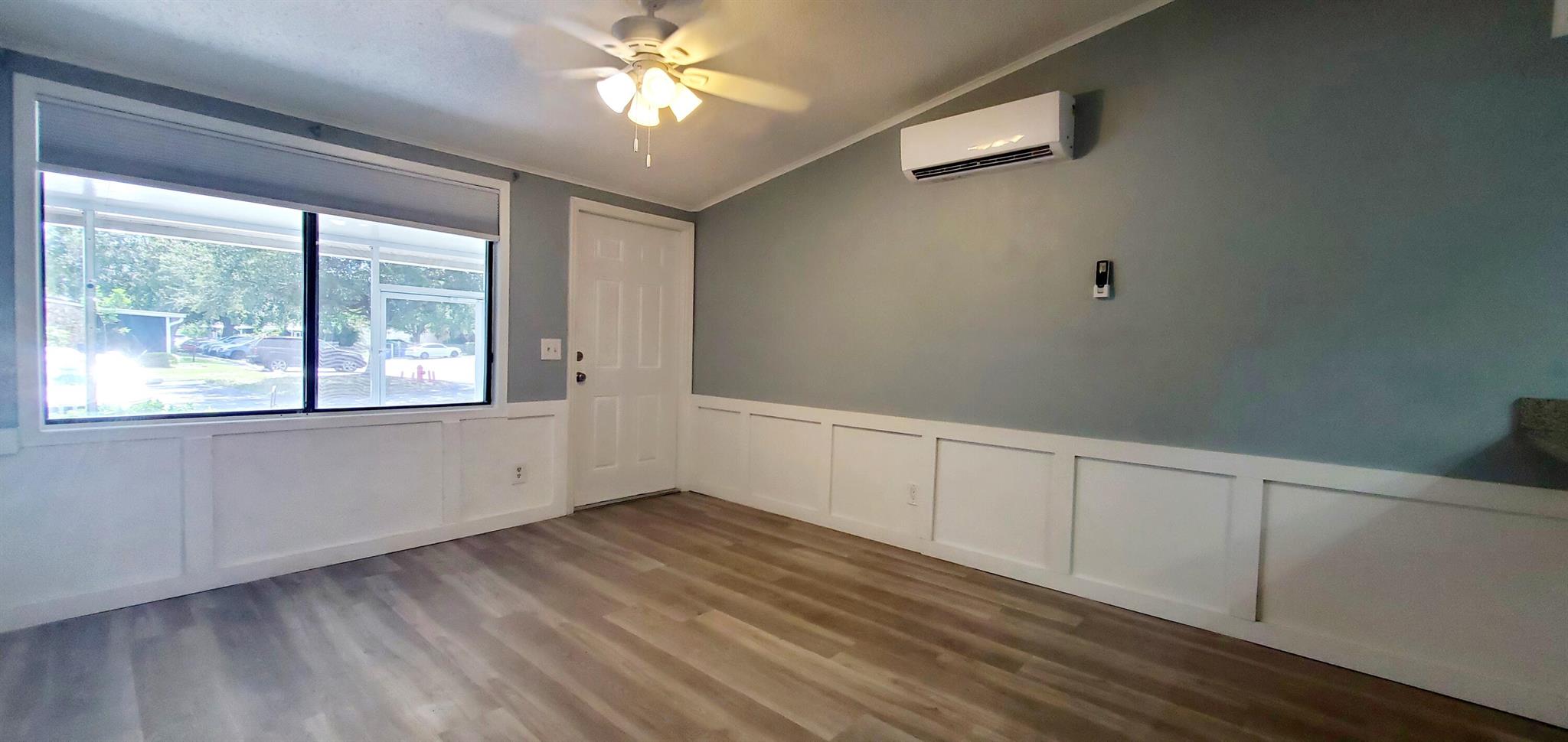 VILLAS AT INDIAN RIVER - Residential Lease