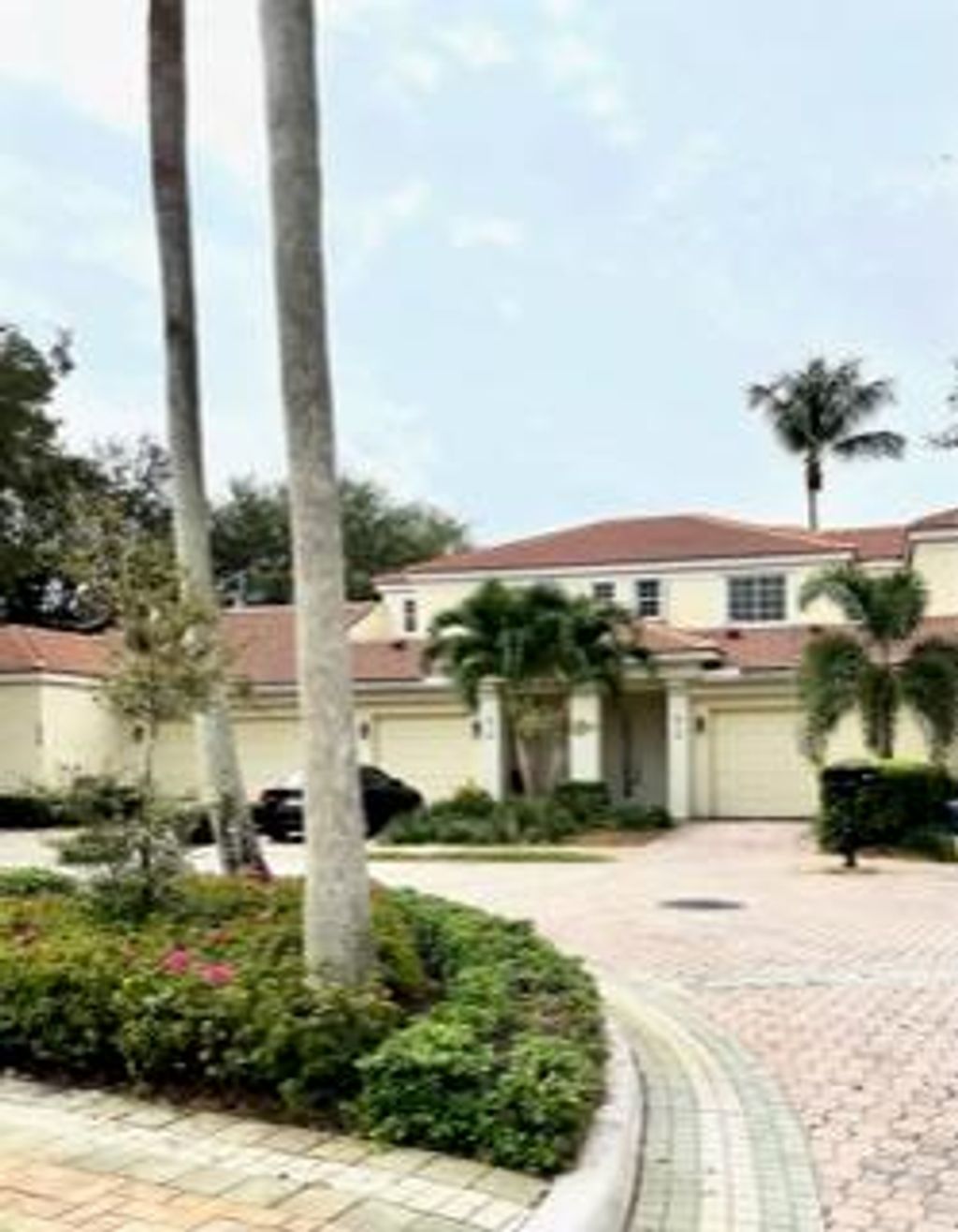 Photo of 612 Commons Lane, Palm Beach Gardens, FL 33418 (MLS # R10938828)