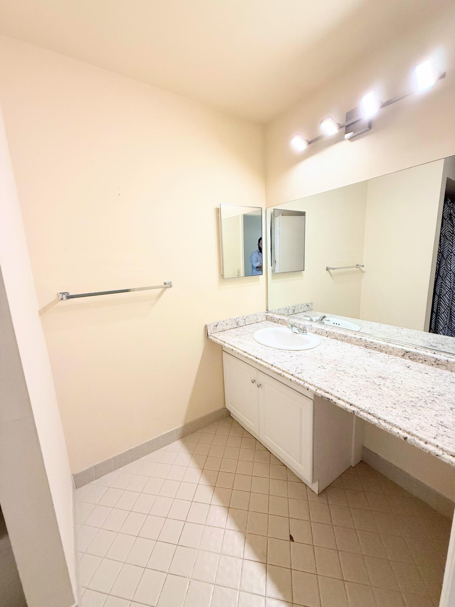 PHEASANT WALK - Residential Lease