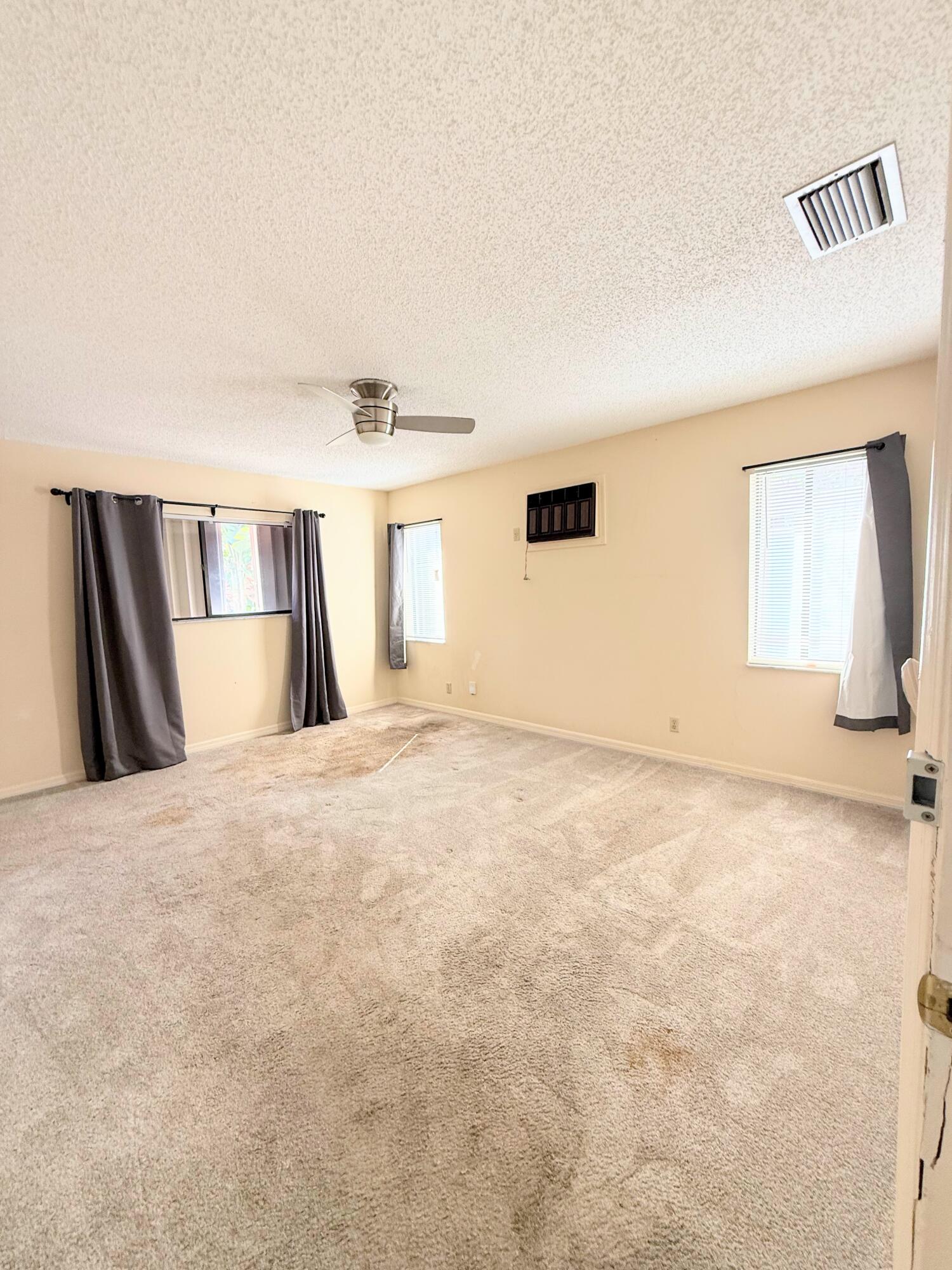 PHEASANT WALK - Residential Lease