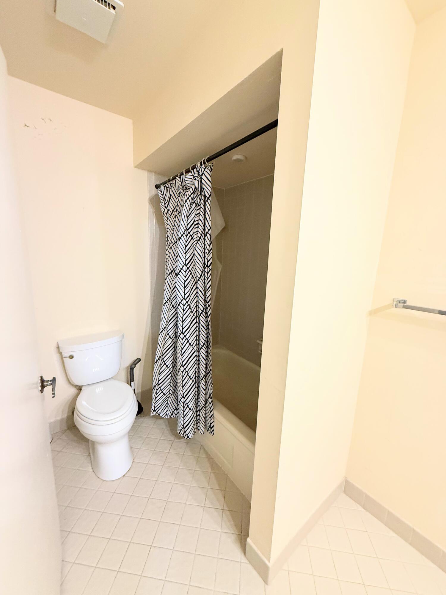 PHEASANT WALK - Residential Lease