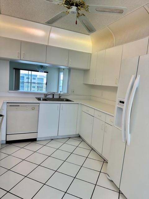 PHASE IV SUNRISE LAKES - Residential