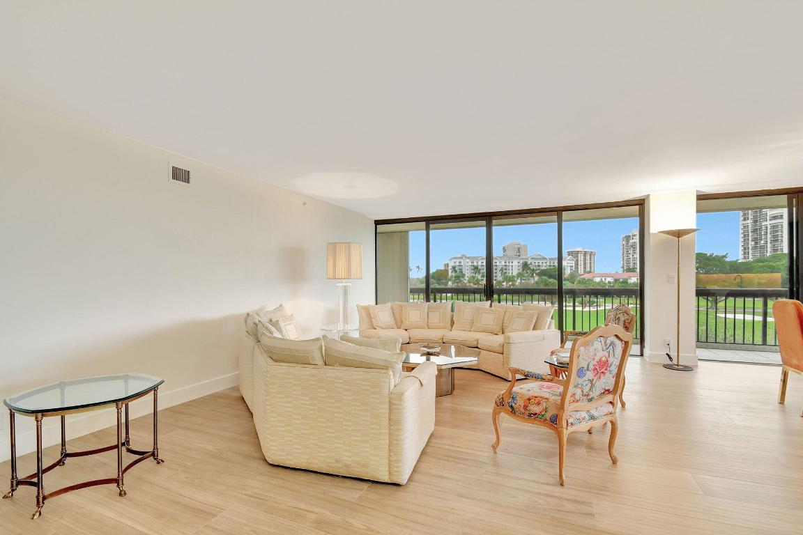 CONSULATE CONDO - Residential