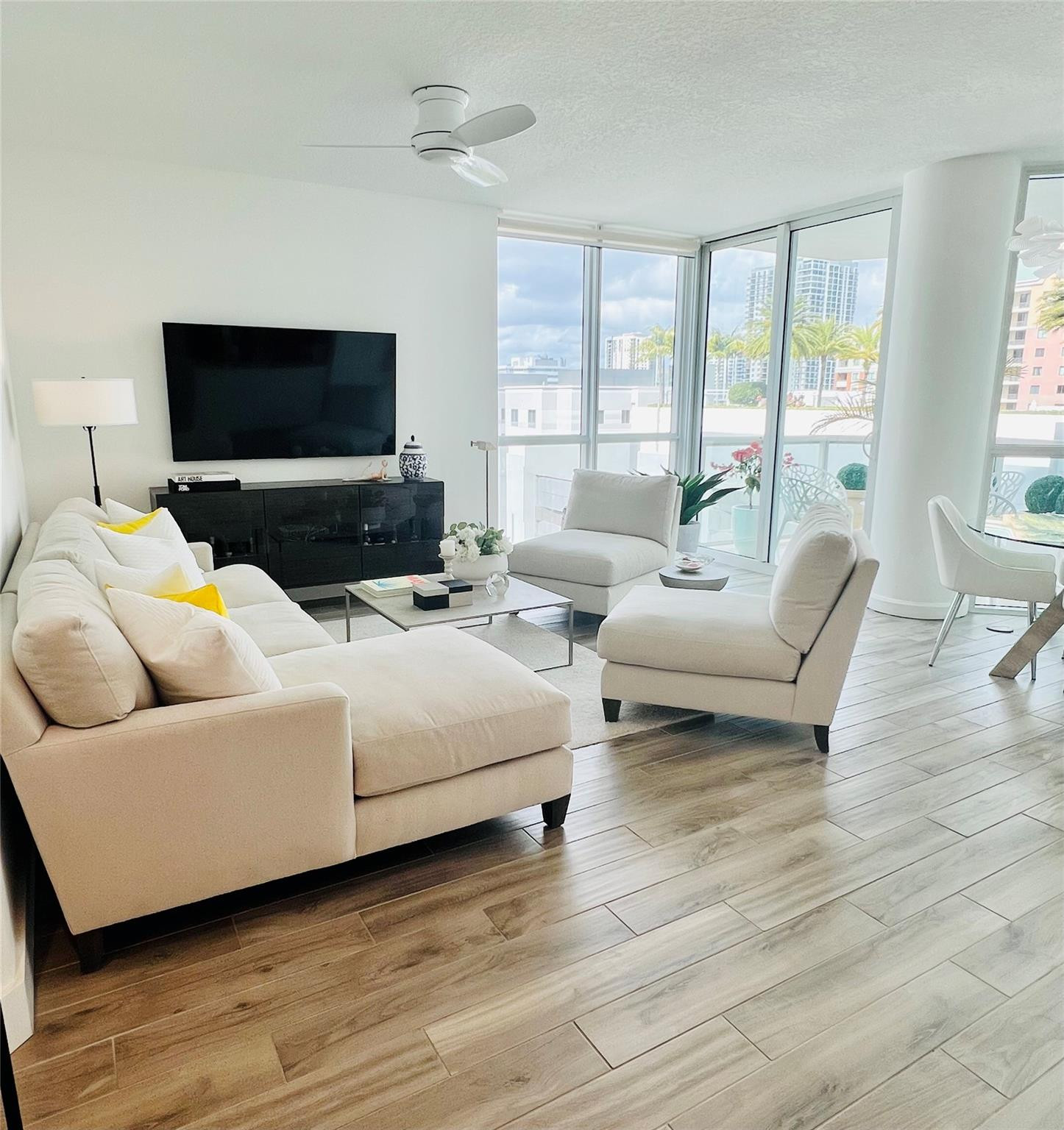 VENEZIA LAS OLAS CONDO - Residential Lease