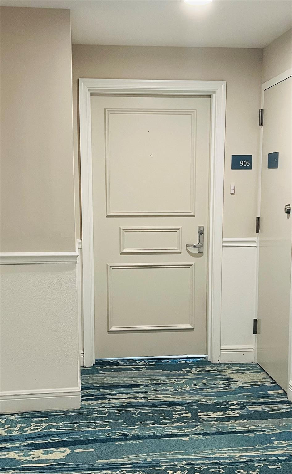 111 SE 8th Avenue 905