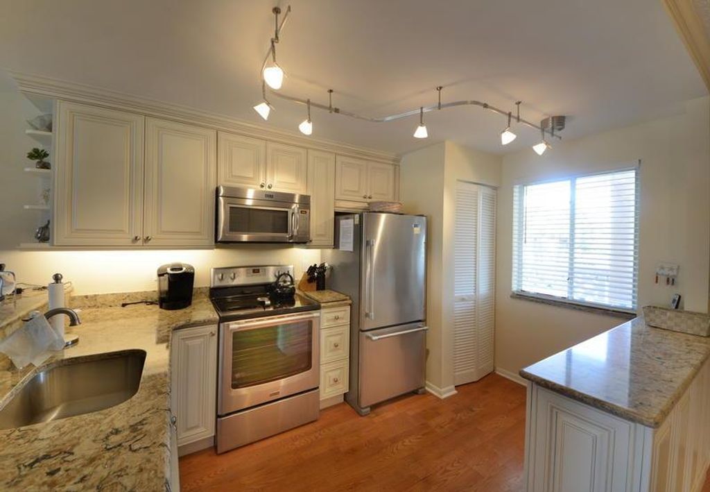 Photo of 353 S Us Highway 1 #B207, Jupiter, FL 33477 (MLS # R11005472)