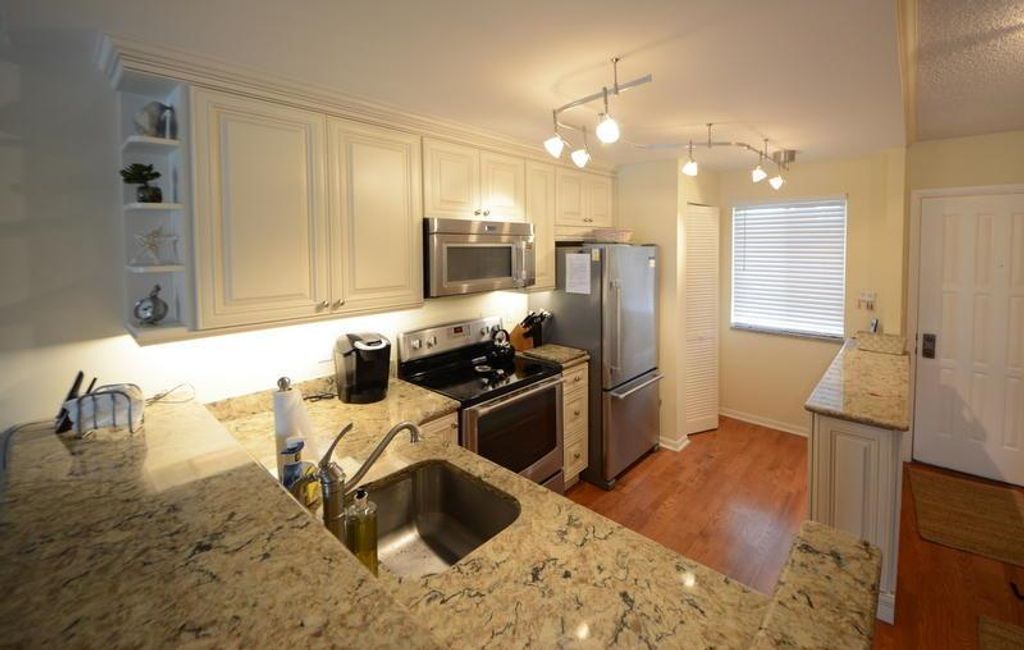 Photo of 353 S Us Highway 1 #B207, Jupiter, FL 33477 (MLS # R11005472)