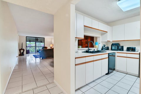 Featured picture for the property R10925231