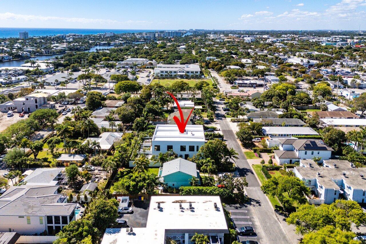 STAMM 917 NE 8TH AVENUE - Residential