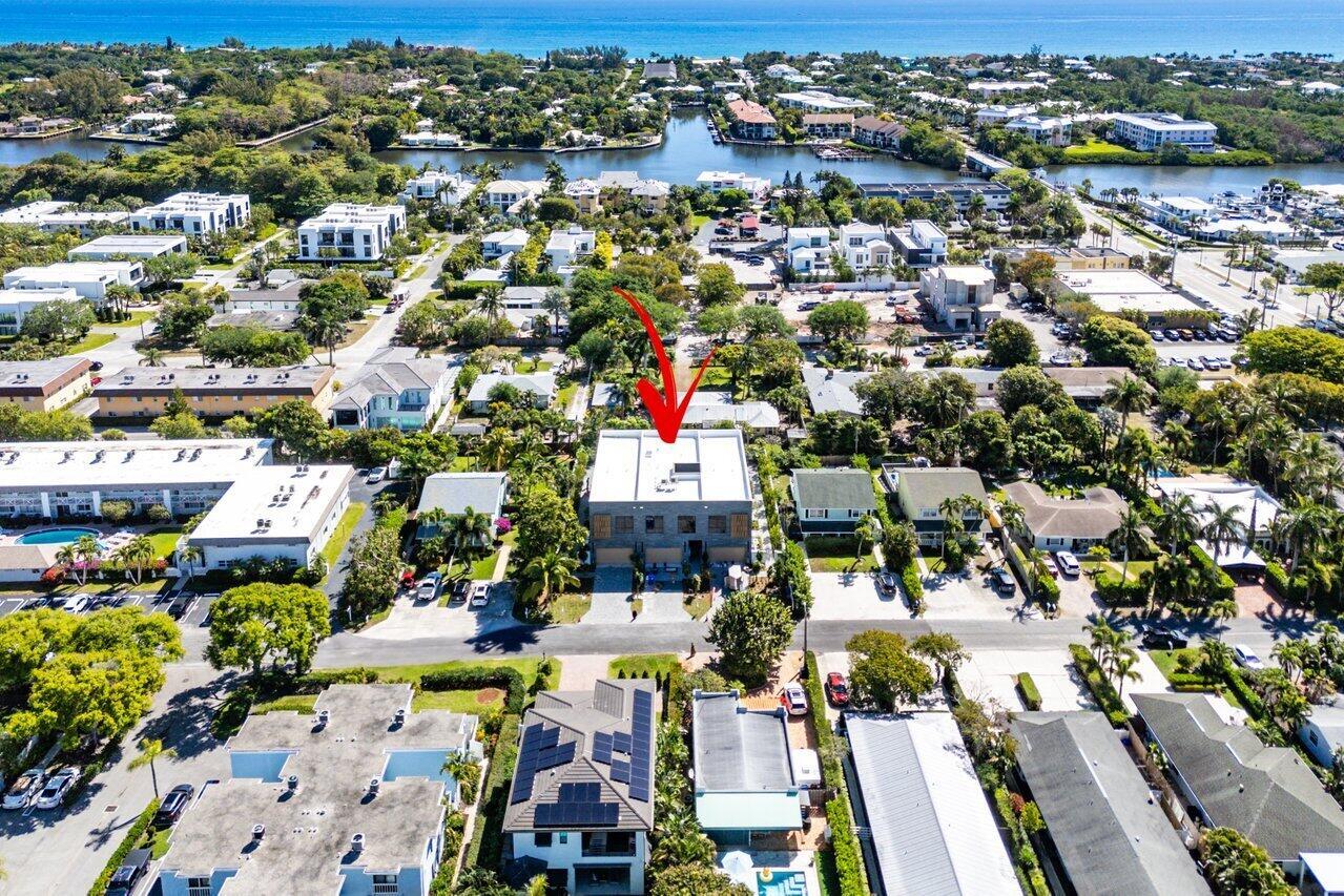 STAMM 917 NE 8TH AVENUE - Residential