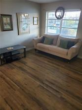 Mainlands Of Tamarac Lake - Residential