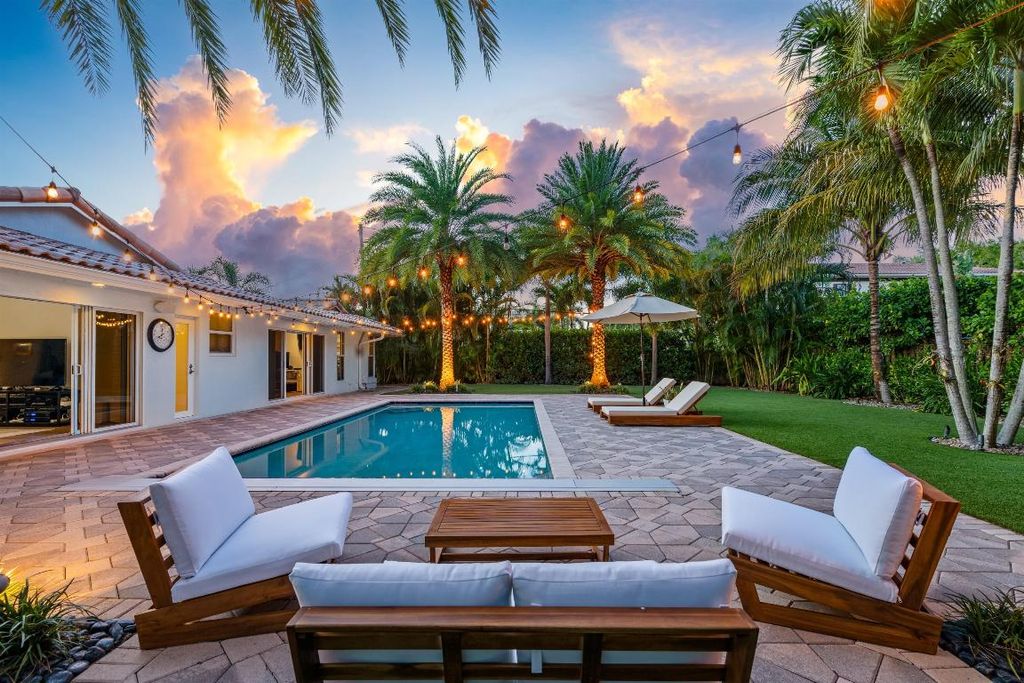 Photo of 745 Periwinkle Street, Boca Raton, FL 33486 (MLS # R11117571)