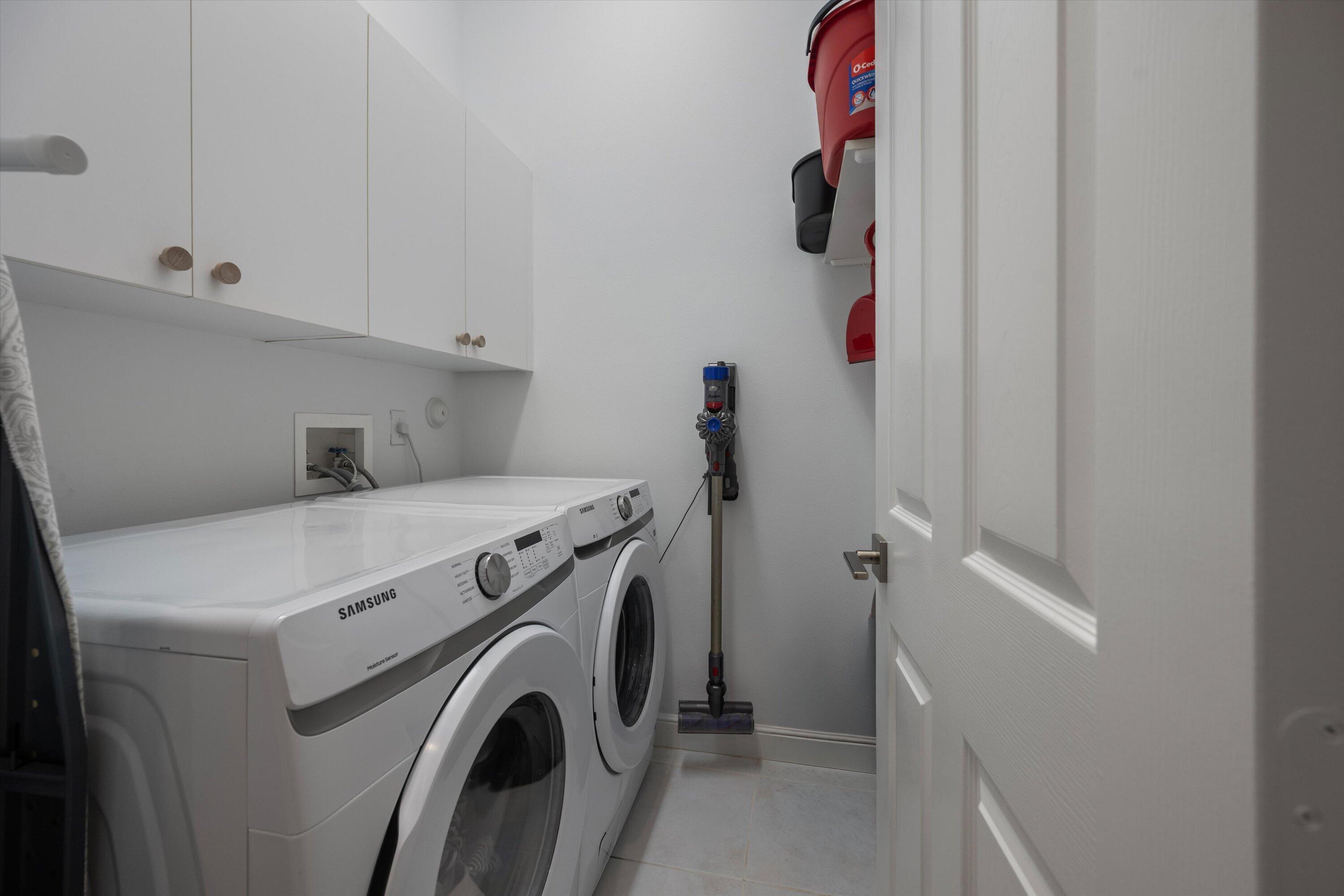 SHADY OAKS OF PALM BEACH POLO & COUNTRY - Residential