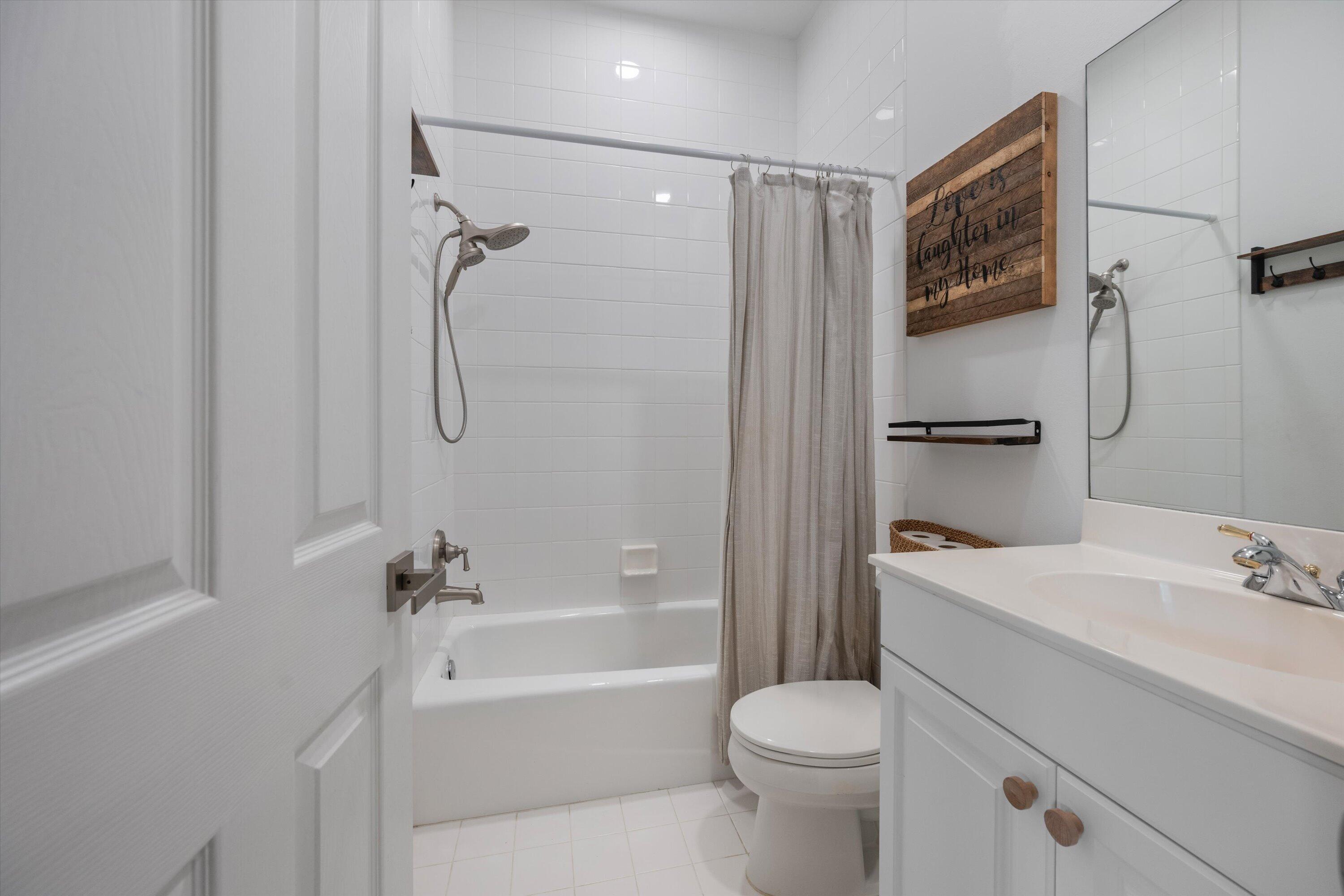 SHADY OAKS OF PALM BEACH POLO & COUNTRY - Residential