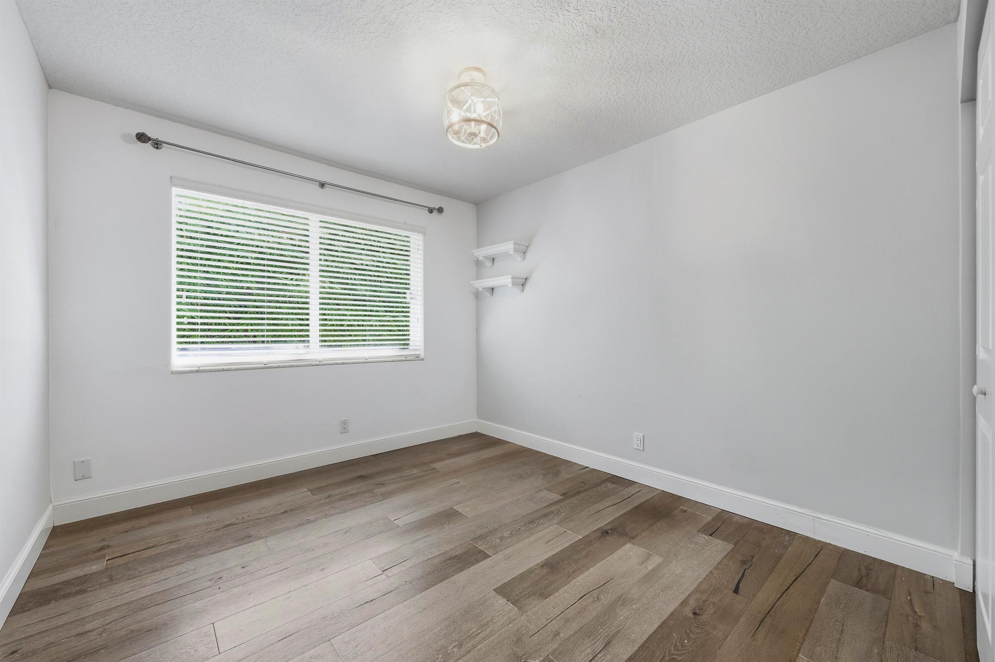 JUNO ISLES 3 - Residential