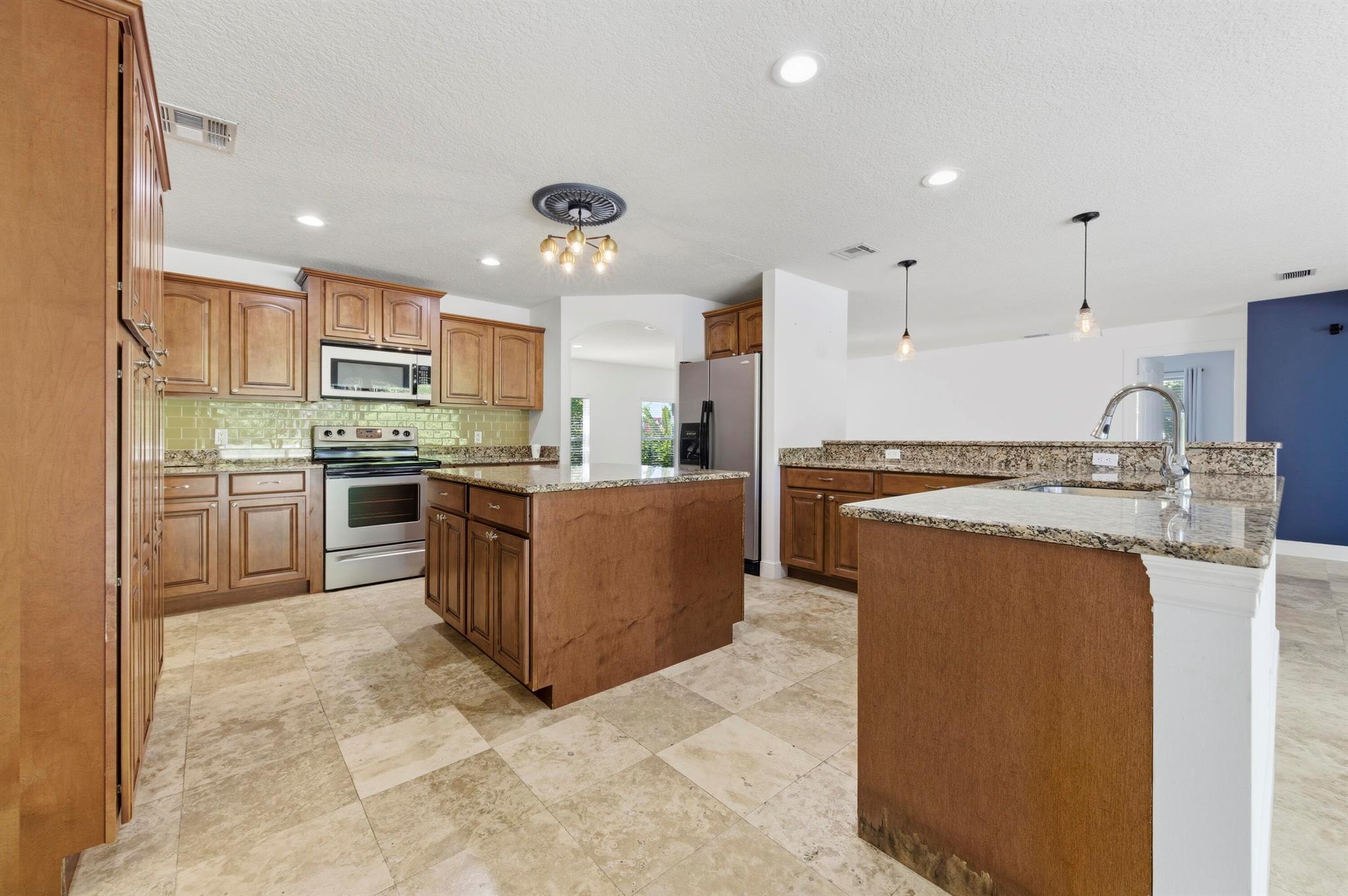 JUNO ISLES 3 - Residential