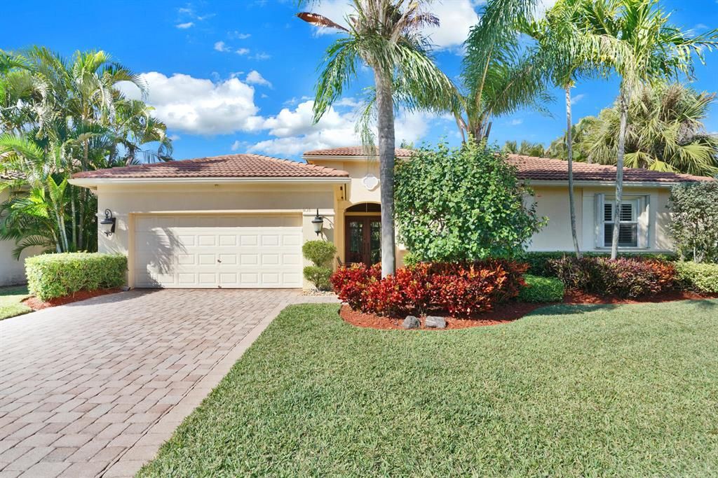 Photo of 101 La Vida Court, Palm Beach Gardens, FL 33418 (MLS # R10689677)
