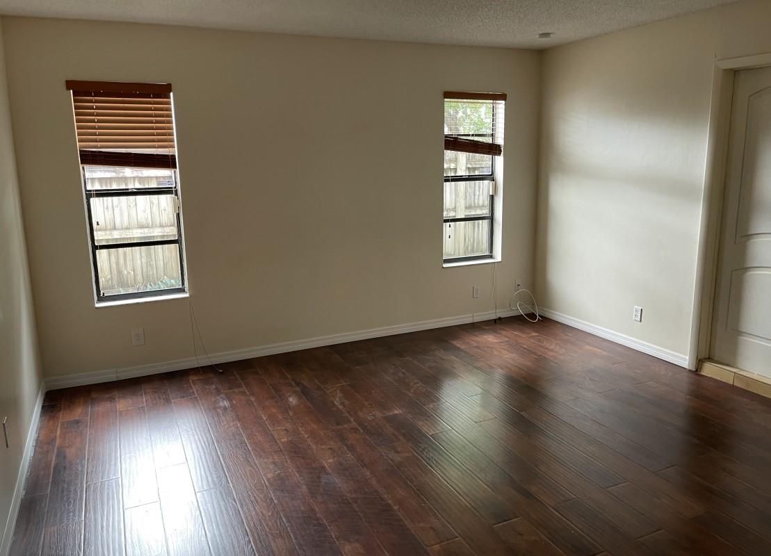 Margate Realty 2 50-40 B - Residential Lease