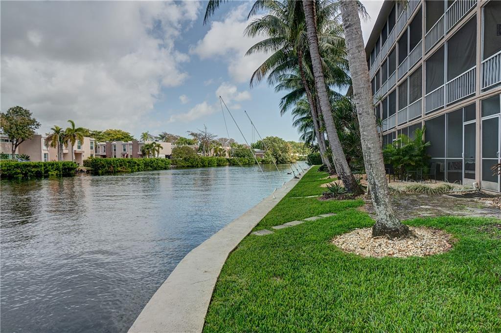 Camelot Shores - Residential