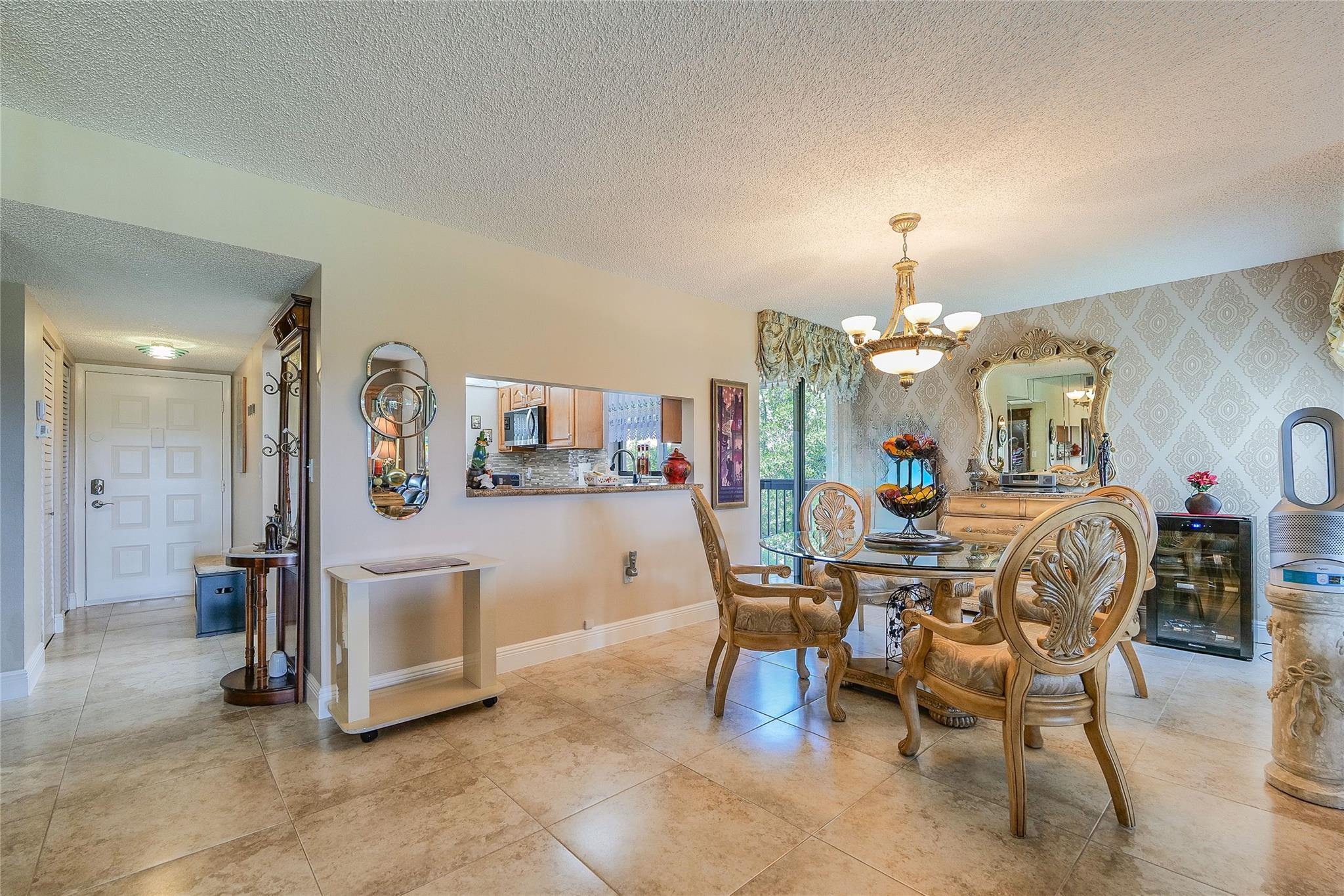 INVERLAKE OF INVERRARY - Residential