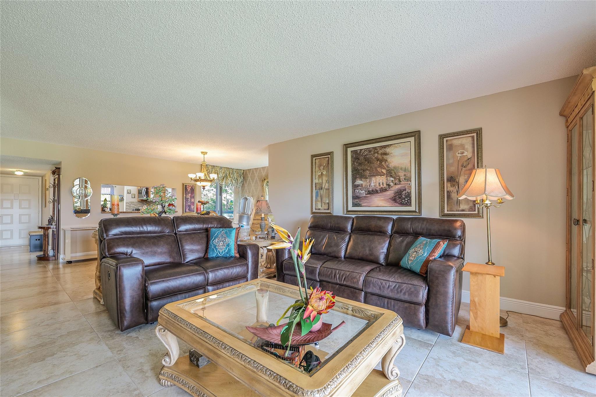 INVERLAKE OF INVERRARY - Residential