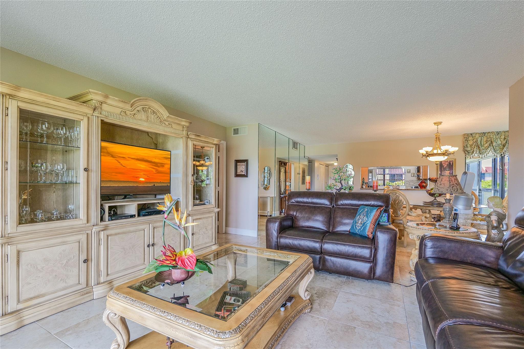 INVERLAKE OF INVERRARY - Residential