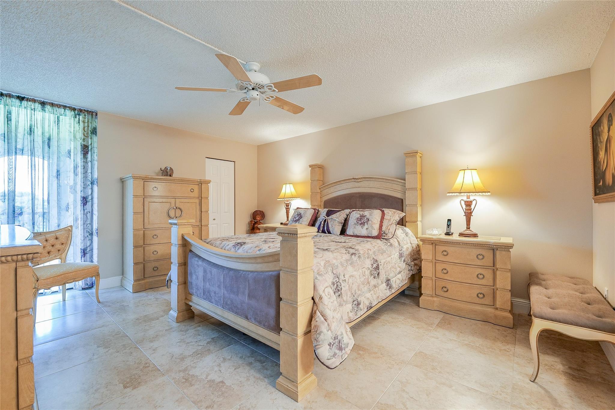 INVERLAKE OF INVERRARY - Residential