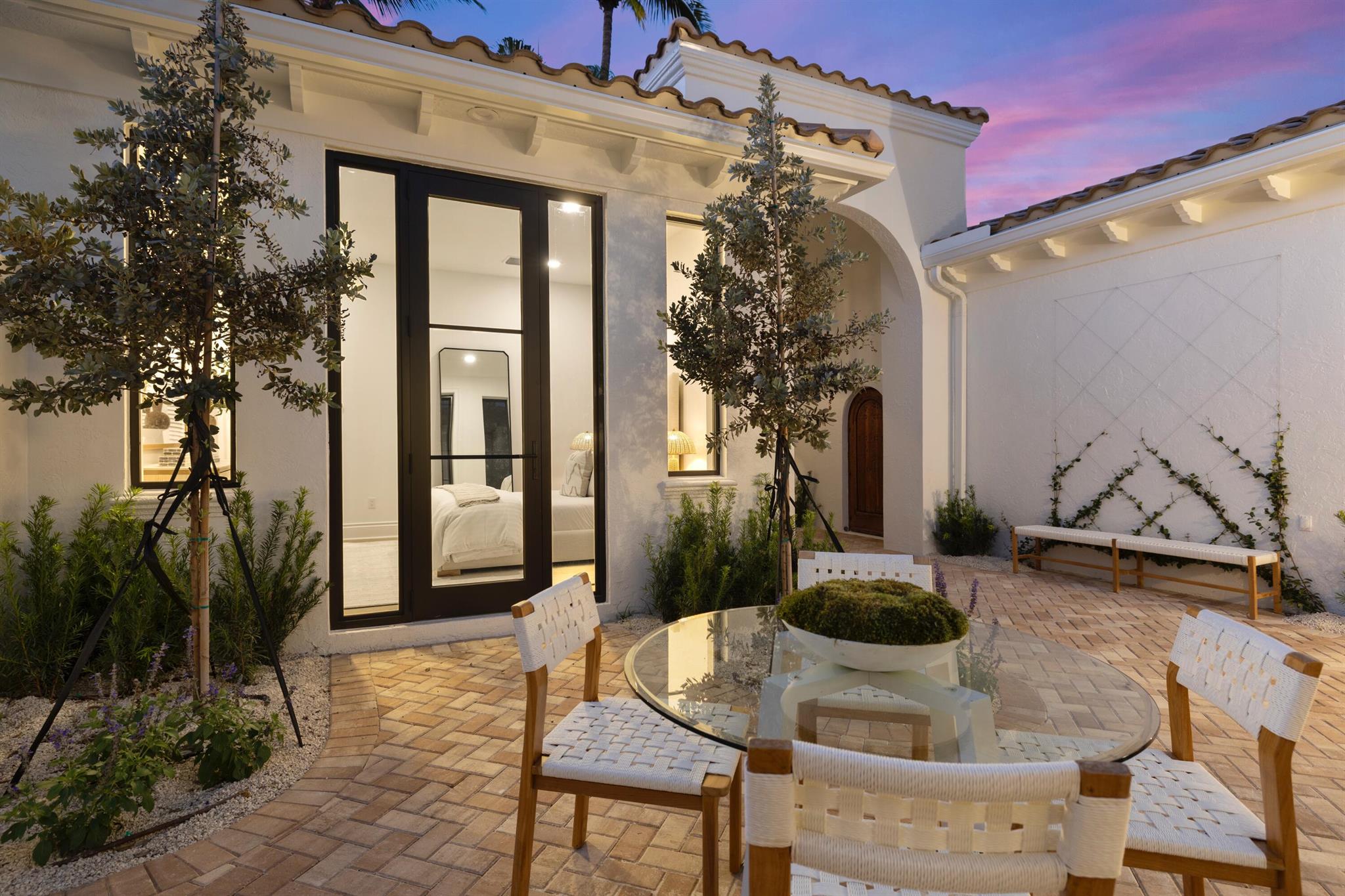 Hunters Chase of Palm Bea - Residential