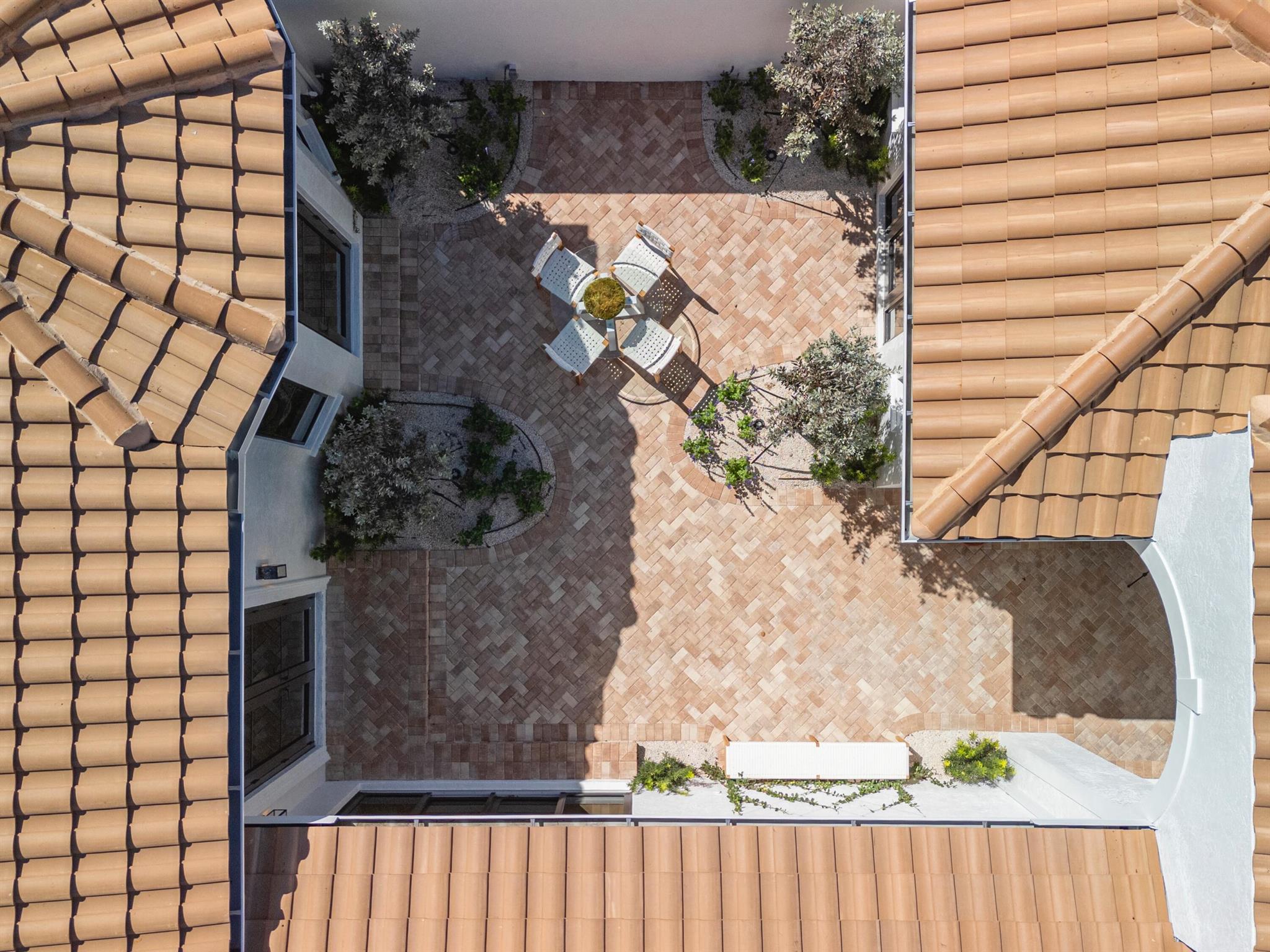 Hunters Chase of Palm Bea - Residential