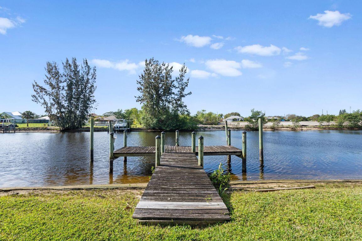 VIKINGS LANDING PHASE II - Residential Lease