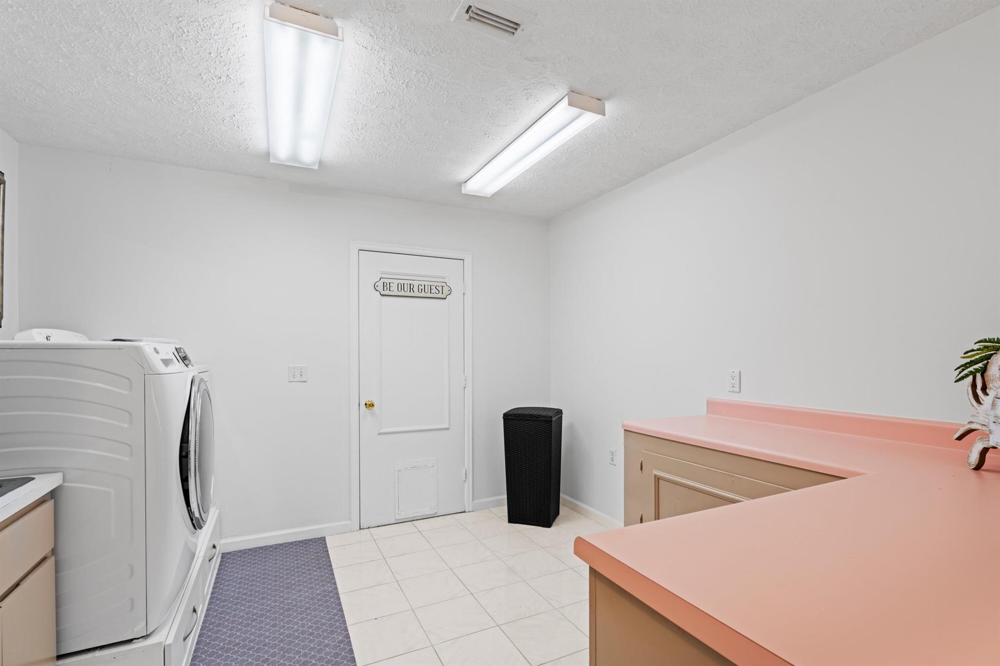 VIKINGS LANDING PHASE II - Residential Lease