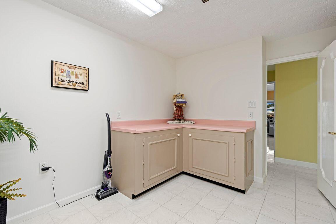 VIKINGS LANDING PHASE II - Residential Lease