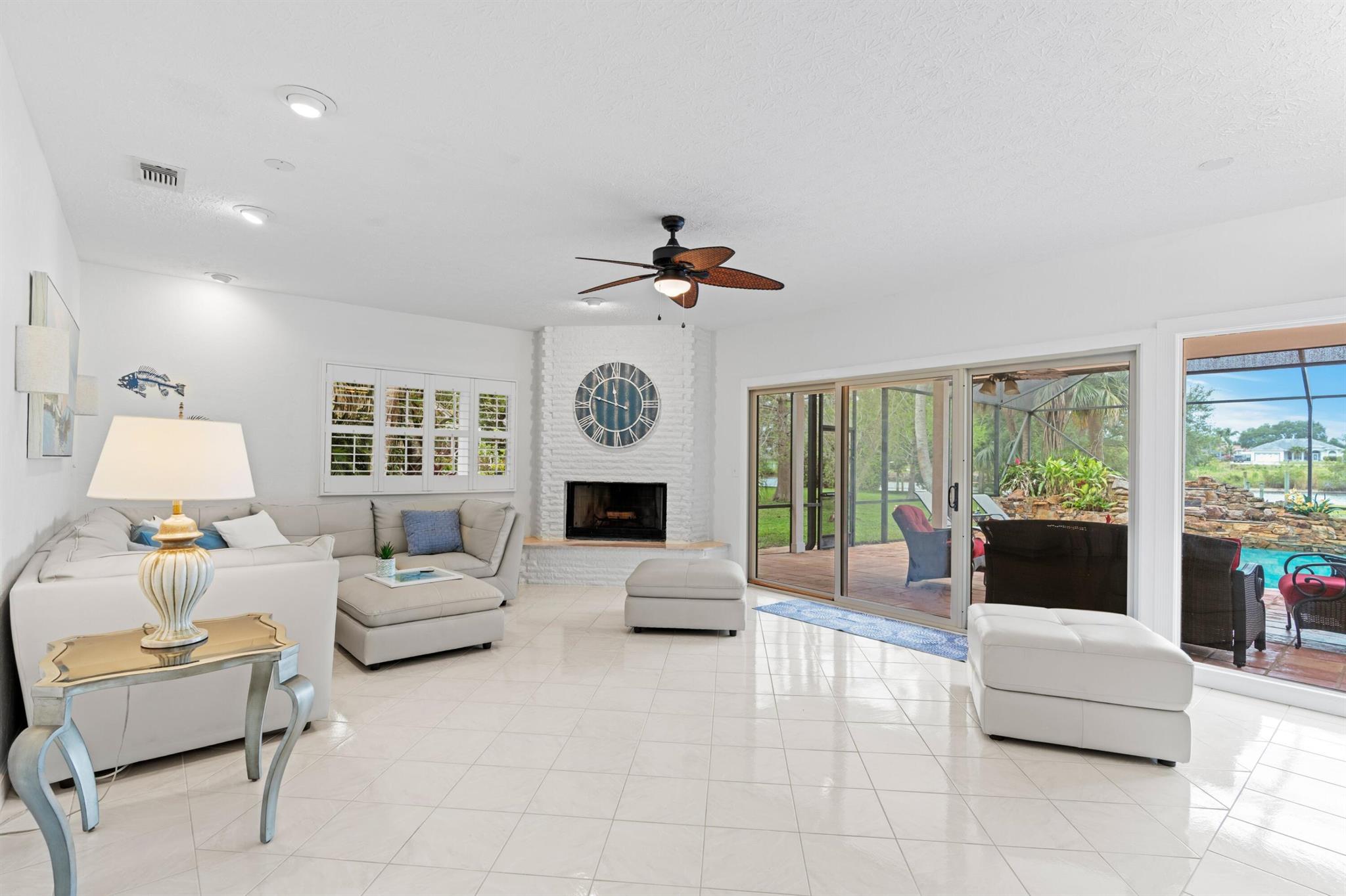 VIKINGS LANDING PHASE II - Residential Lease