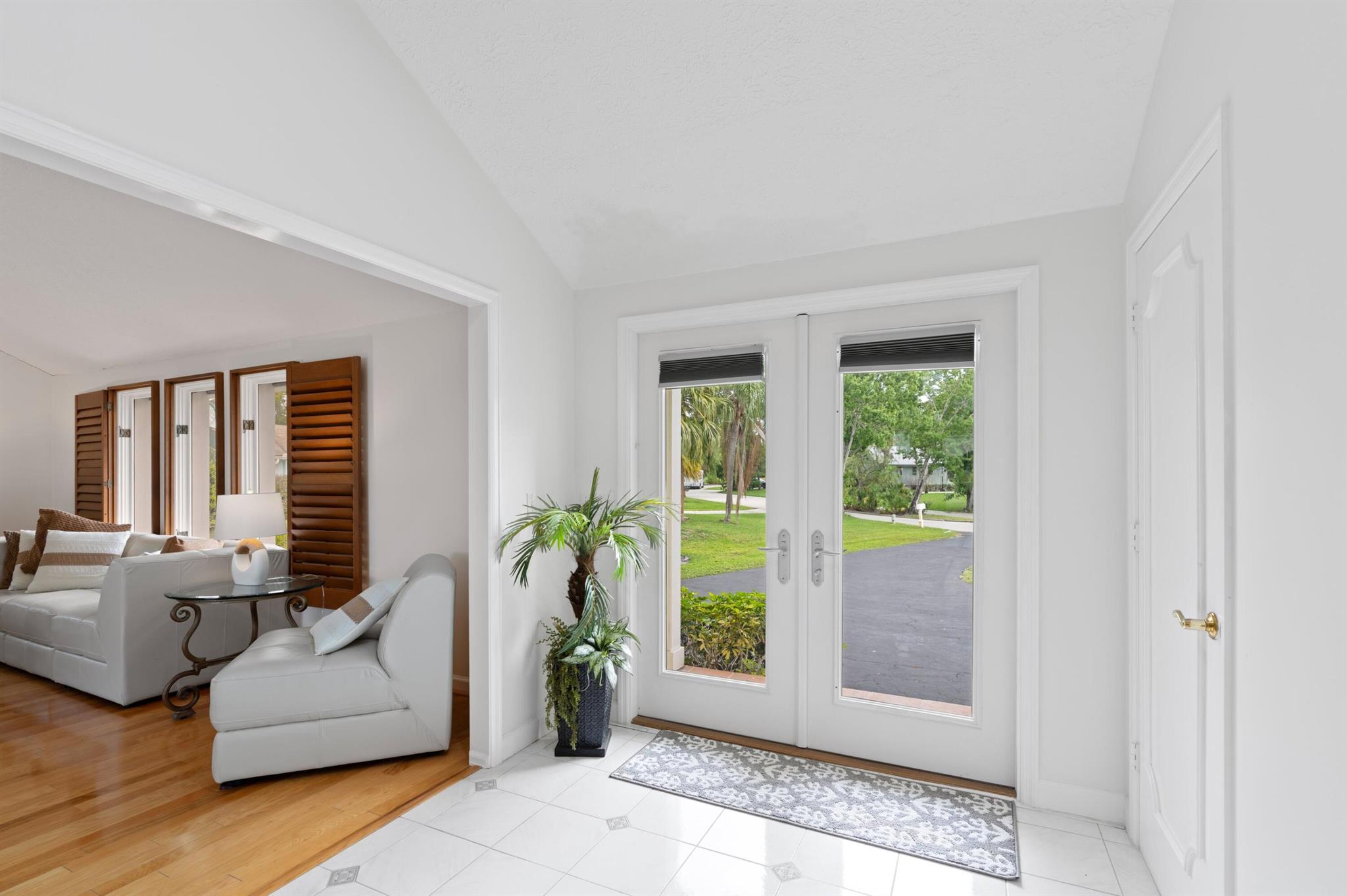 VIKINGS LANDING PHASE II - Residential Lease